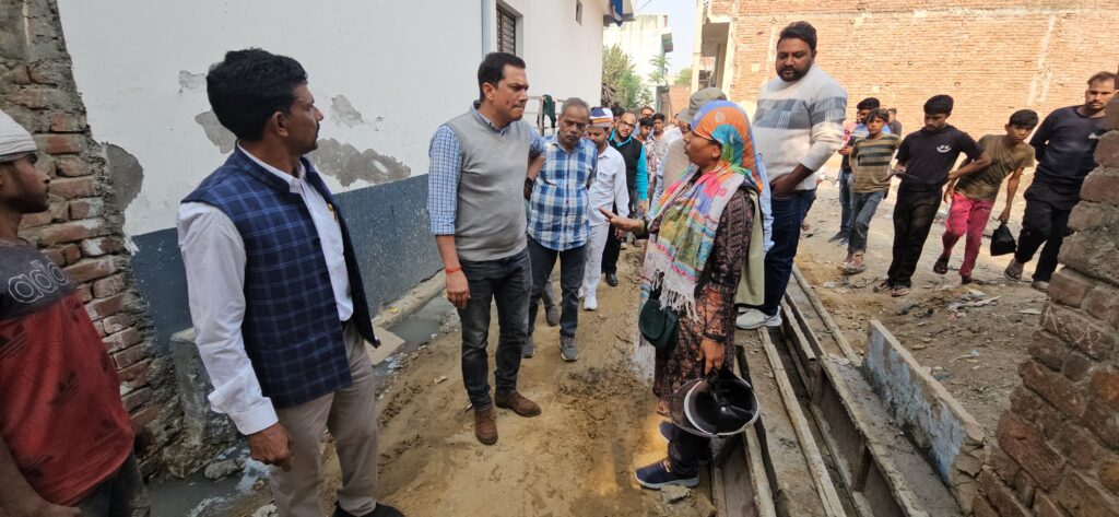 निर्माण कार्य में लापरवाही बरतना पड़ा भारी