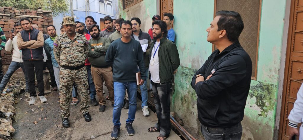 ग़ैर जिम्मेदार स्वच्छता निरीक्षक को नगर आयुक्त ने सिखायी जिम्मेदारी व ड्यूटी का पाठ