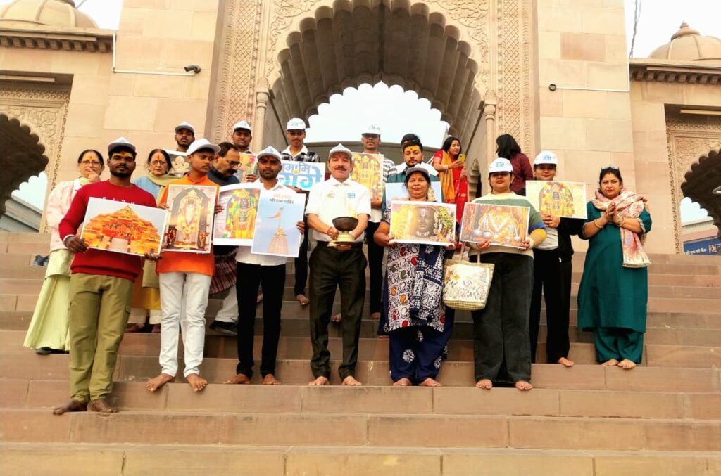 विश्वनाथ धाम में पूजे गए शिव के आराध्य श्रीराम