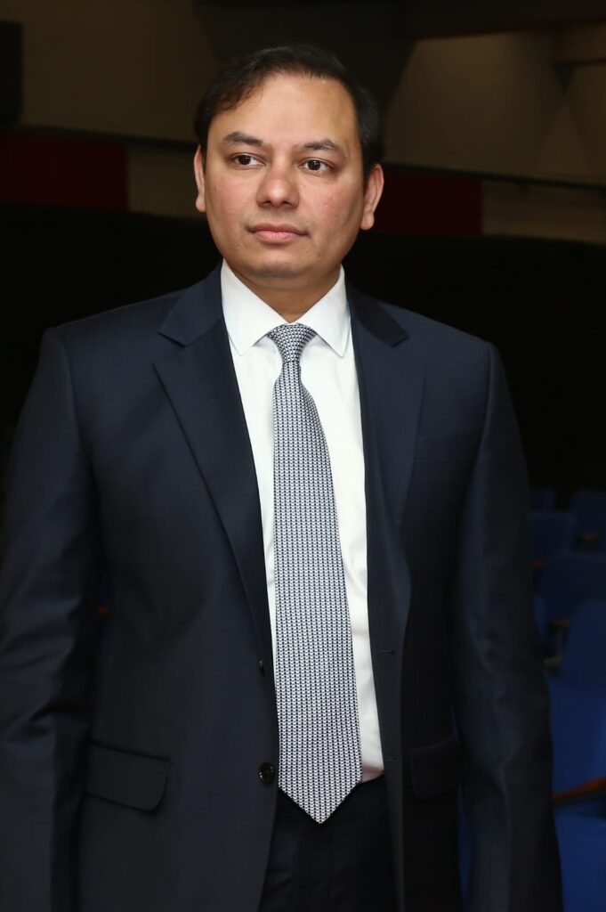 हम हर राज्य में निवेश करने को तैयार, चाहे सत्ता में कोई भी होः प्रणव अदाणी