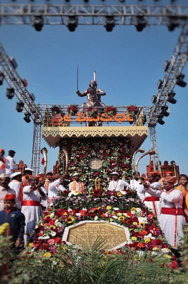 अथानी में छत्रपति शिवाजी महाराज की 25 फुट ऊँची प्रतिमा का अनावरण, केन्द्रीय मंत्री ज्योतिरादित्य सिंधिया ने बताया ऐतिहासिक क्षण